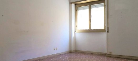 4 rooms Apartment in Rome, Italy No. 69845 12