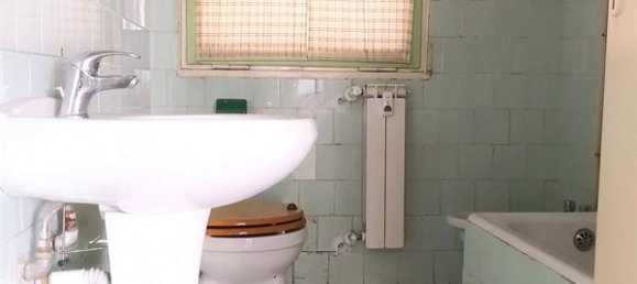 4 rooms Apartment in Rome, Italy No. 69845 6