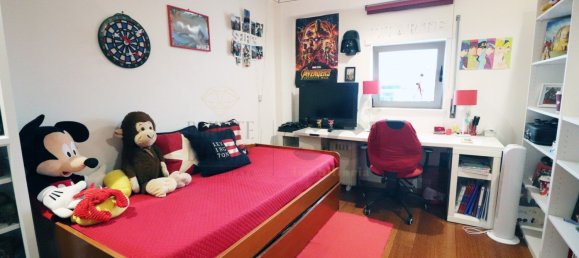 4 Schlafzimmer Wohnung in Corroios, Portugal, Nr. 107701 14