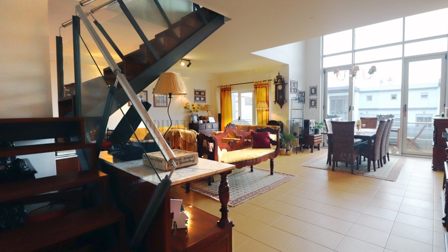 4 Schlafzimmer Wohnung in Corroios, Portugal, Nr. 107701