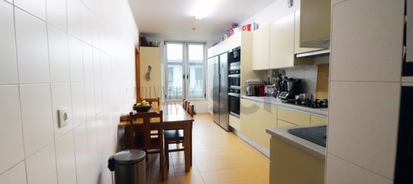 4 Schlafzimmer Wohnung in Corroios, Portugal, Nr. 107701 3