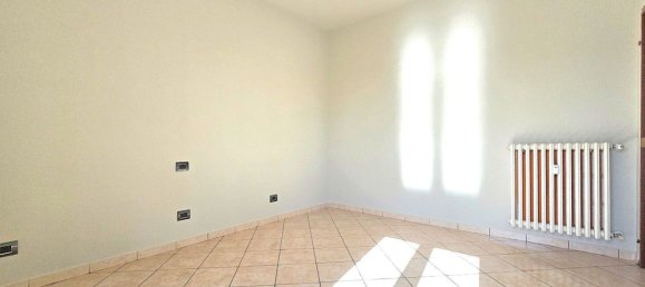 Квартира с 5 комнатами в Диано д’Альба, Италия № 198639 5