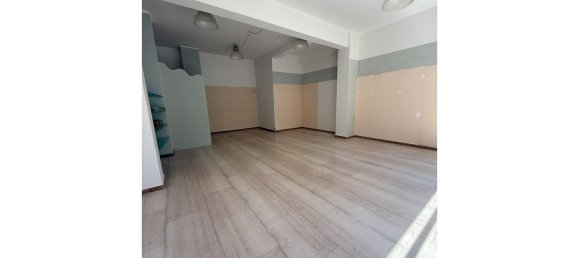 Gewerbliche Immobilie in Pesaro, Italy 64m², Nr. 308104 4