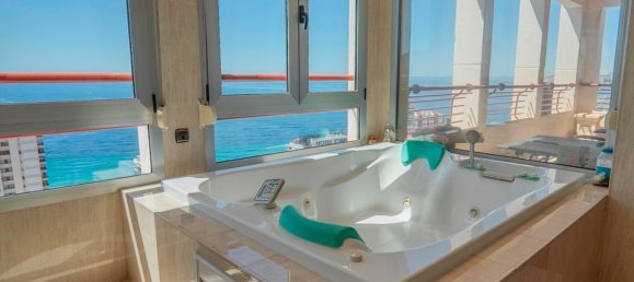 5 bedrooms Penthouse in Benidorm, Spain No. 178460 5