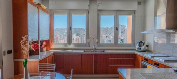 5 bedrooms Penthouse in Benidorm, Spain No. 178460 17