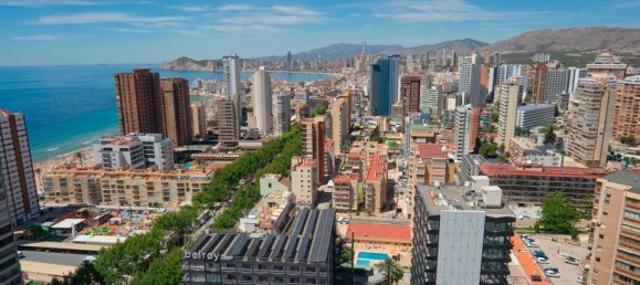 5 bedrooms Penthouse in Benidorm, Spain No. 178460 18