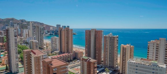 5 bedrooms Penthouse in Benidorm, Spain No. 178460 2
