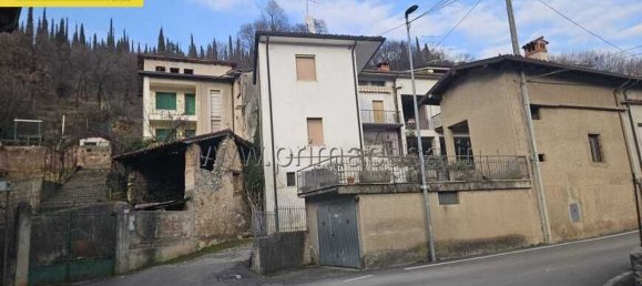 6 bedrooms House in Nuvolento, Italy No. 364289 4