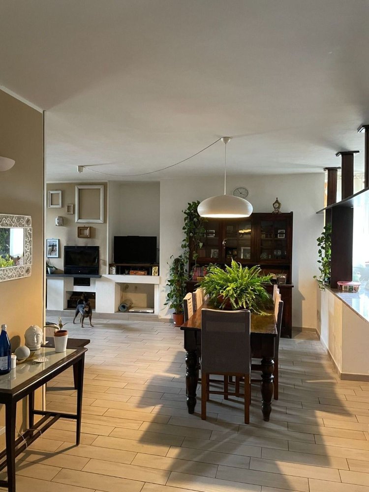 6 غرف نوم منزل في Motta Visconti, Italy رقم 360724