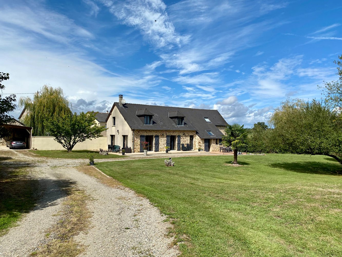 Casa de 10 habitaciónes en Mayenne, France No. 364110