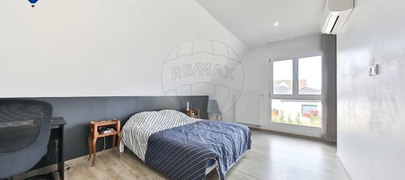 3 Schlafzimmer Haus in Ruelisheim, France, Nr. 74847 8