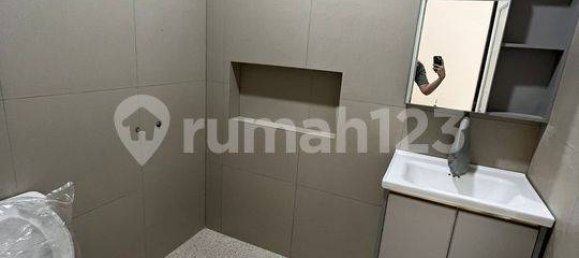 3 Schlafzimmer Haus in Grogol Petamburan, Indonesia, Nr. 2000 7