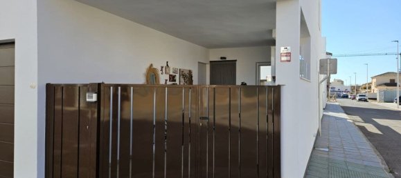 Bungalow de 2 dormitorios en Pinar De Campoverde, Spain No. 133341 8