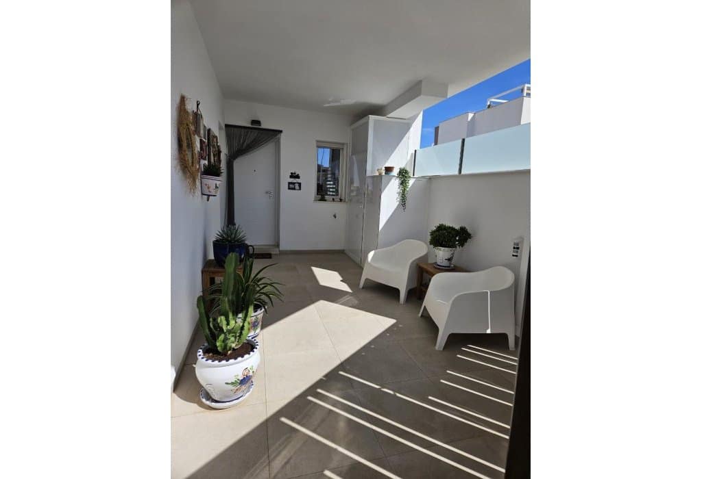 Bungalow de 2 dormitorios en Pinar De Campoverde, Spain No. 133341