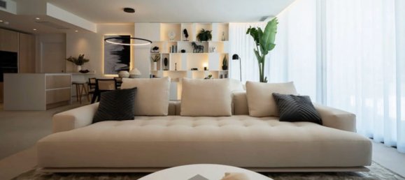 4 bedrooms Villa in Marbella, Spain No. 29271 5