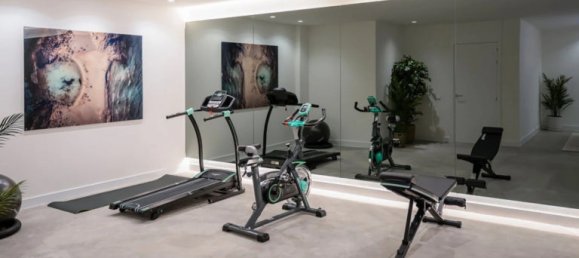 4 bedrooms Villa in Marbella, Spain No. 29271 18