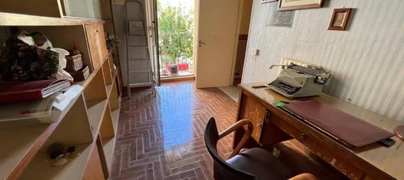 Квартира с 7 комнатами в Катандзаро, Италия № 33693 7