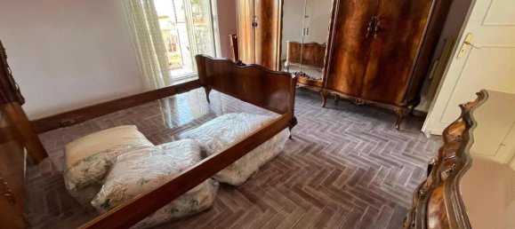 Квартира с 7 комнатами в Катандзаро, Италия № 33693 30