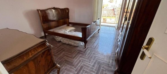 Квартира с 7 комнатами в Катандзаро, Италия № 33693 17