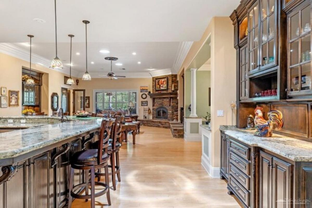 5 bedrooms House in Tehachapi, USA No. 386047