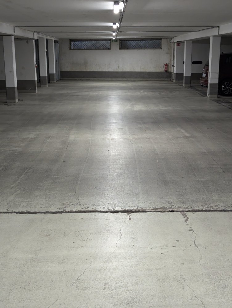 Garage in Leipzig, Germany, Nr. 187835