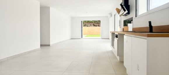 3 Schlafzimmer Villa in Pezenas, France, Nr. 320960 8