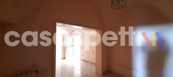 4 rooms House in Veglie, Italy No. 335303 3