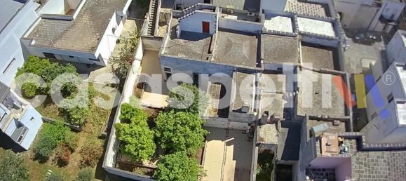 4 rooms House in Veglie, Italy No. 335303 8