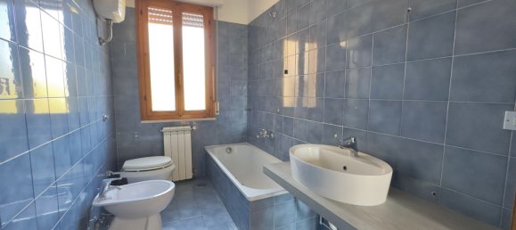 Apartamento de 3 habitaciónes en Ponsacco, Italy No. 42547 17