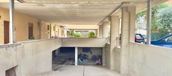 Apartamento de 3 habitaciónes en Ponsacco, Italy No. 42547 2