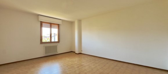 Apartamento de 3 habitaciónes en Ponsacco, Italy No. 42547 11