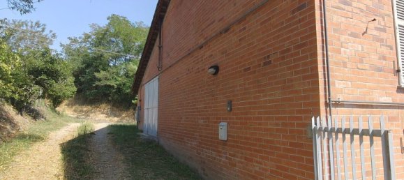 12 rooms House in Agliano Terme, Italy No. 266984 14