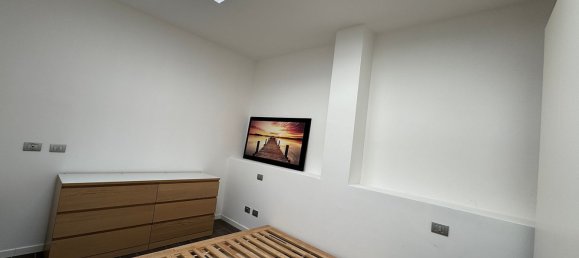 Ático de 2 habitaciónes en Monza, Italy No. 80119 9