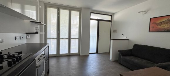 Ático de 2 habitaciónes en Monza, Italy No. 80119 12