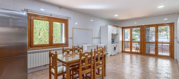 5 bedrooms House in Las Gabias, Spain No. 147282 9