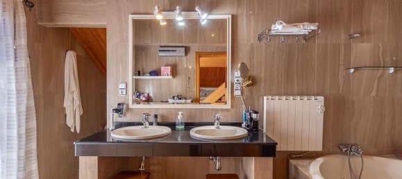 5 bedrooms House in Las Gabias, Spain No. 147282 37