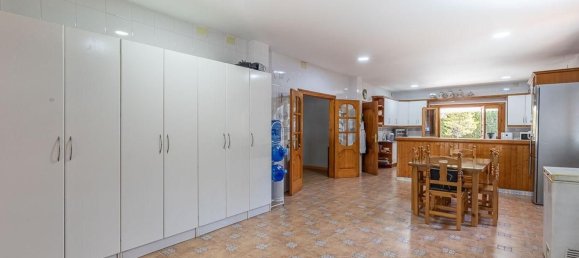 5 bedrooms House in Las Gabias, Spain No. 147282 10