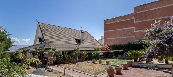 5 bedrooms House in Las Gabias, Spain No. 147282 3