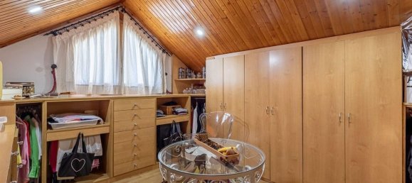 5 bedrooms House in Las Gabias, Spain No. 147282 20