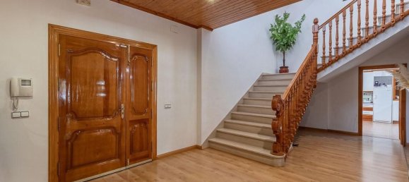 5 bedrooms House in Las Gabias, Spain No. 147282 36