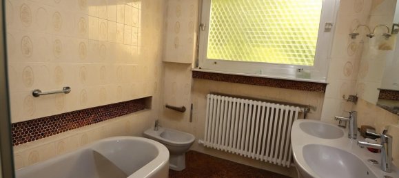 6 bedrooms House in Saint-Julien-les-Metz, France No. 154714 11