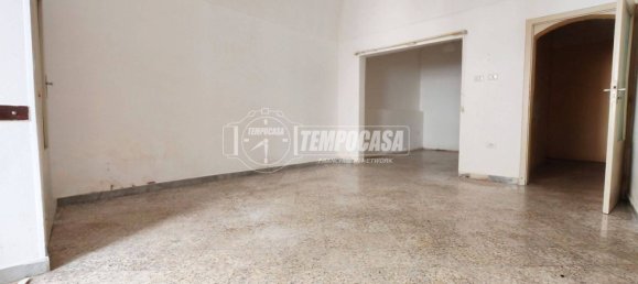 2 bedrooms House in Gioia del Colle, Italy No. 316493 5