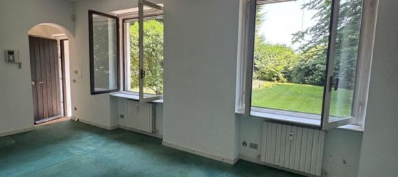 2 bedrooms Apartment in Barlassina, Italy No. 373817 3