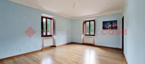 3-salle Appartement à Greccio, Italy No. 171671 24