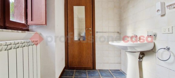 3-salle Appartement à Greccio, Italy No. 171671 18