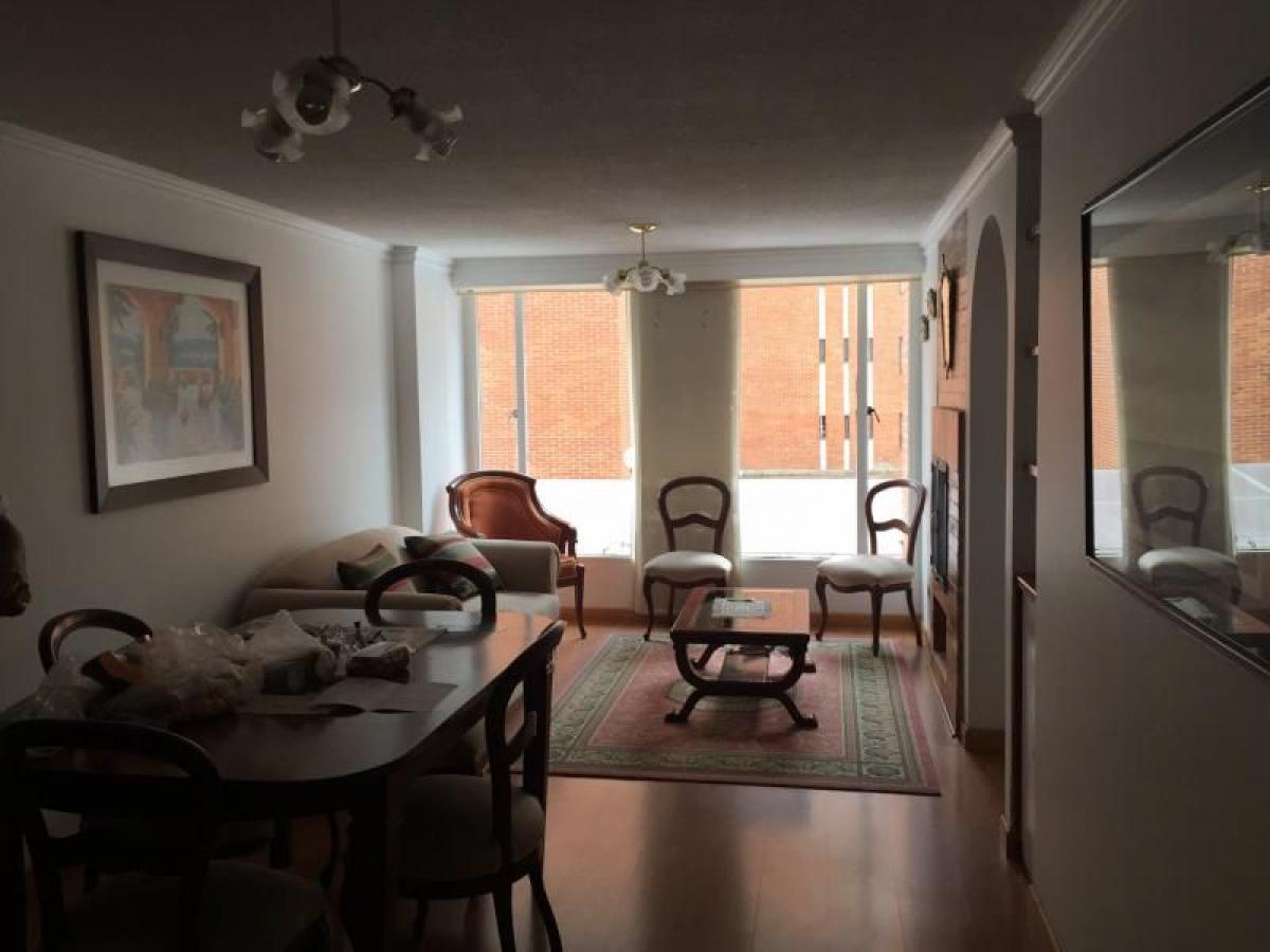 3 bedrooms House in Bogota, Colombia No. 14042