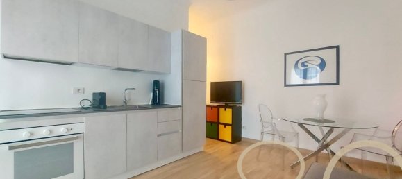 2 Schlafzimmer Wohnung in Milan, Italy, Nr. 358041 28