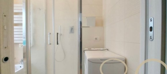 2 Schlafzimmer Wohnung in Milan, Italy, Nr. 358041 2