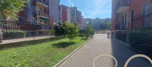 2 Schlafzimmer Wohnung in Milan, Italy, Nr. 358041 15