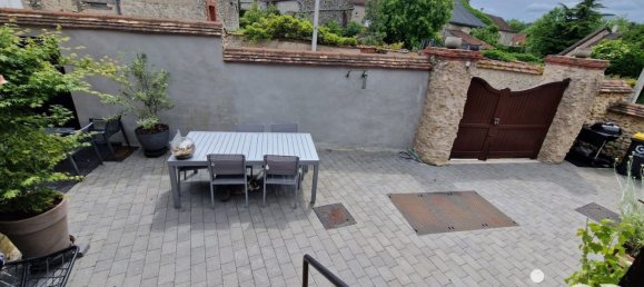 4 bedrooms House in Saint-Leger-des-Aubees, France No. 63741 2